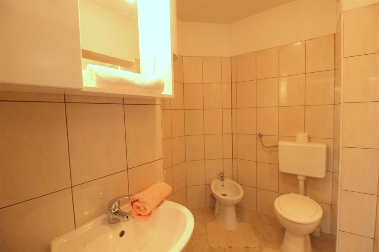 Gianna N2, 600 M From The Beach Novigrad Istria Exterior foto
