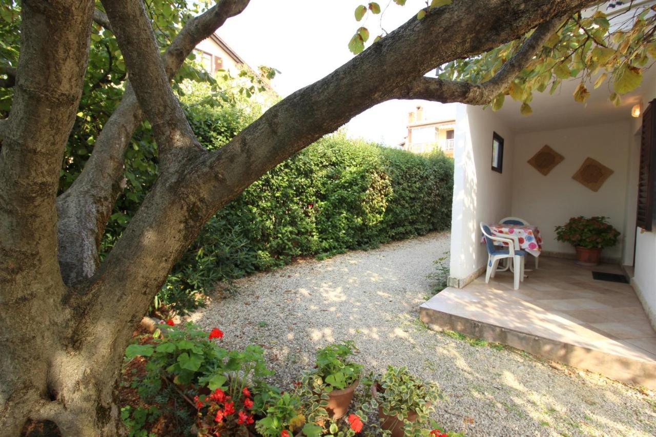 Gianna N2, 600 M From The Beach Novigrad Istria Exterior foto